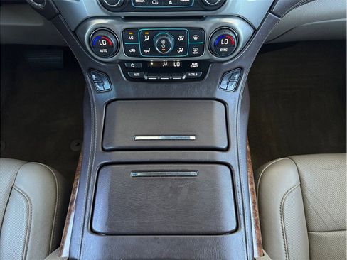Used 2015 Chevrolet Tahoe LTZ RWD image 12