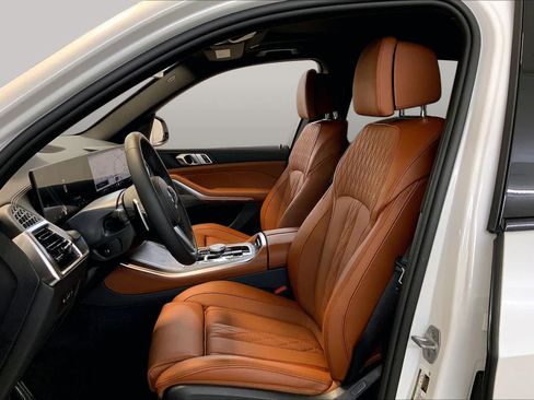 Used 2026 BMW X5 xDrive40i w/ M Sport Package AWD/4WD image 7