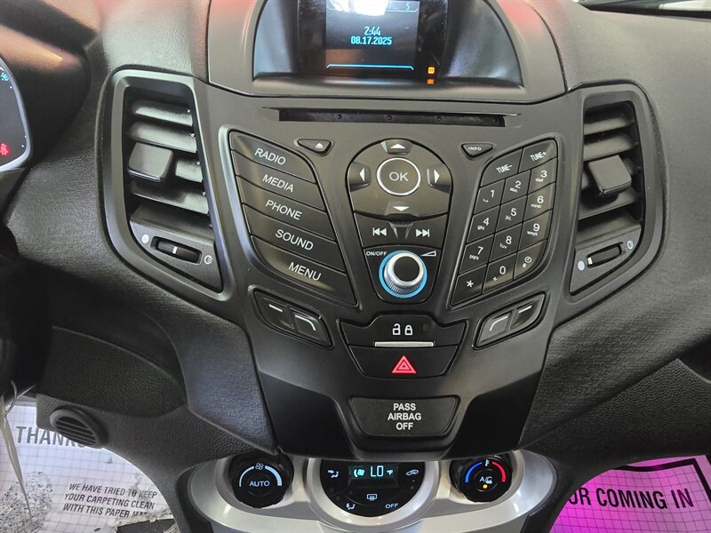 Used 2017 Ford Fiesta SE w/ Cold Weather Package FWD image 19