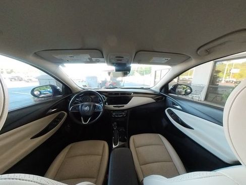 Used 2022 Buick Encore GX Essence w/ Advanced Technology Package FWD image 31