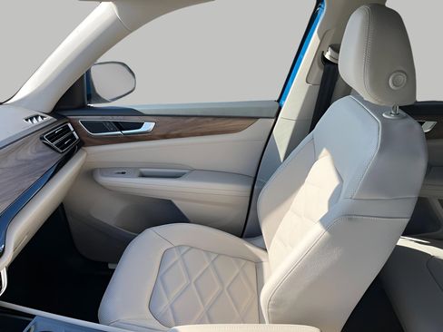 New 2026 Volkswagen Atlas SE image 23