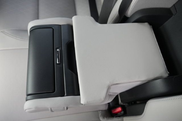 Used 2025 Lexus RX 350 Premium Plus w/ Accessory Package (K3) FWD image 18