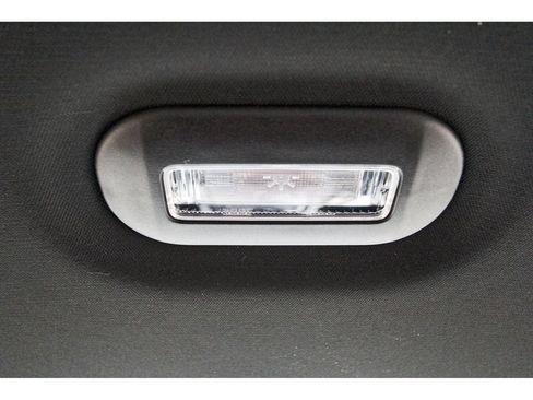 Used 2022 RAM 1500 Limited AWD/4WD image 16