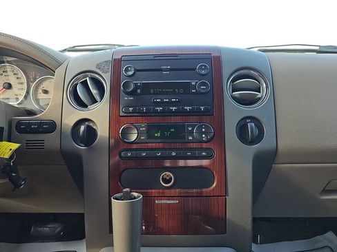 Used 2006 Ford F150 Lariat AWD/4WD image 21