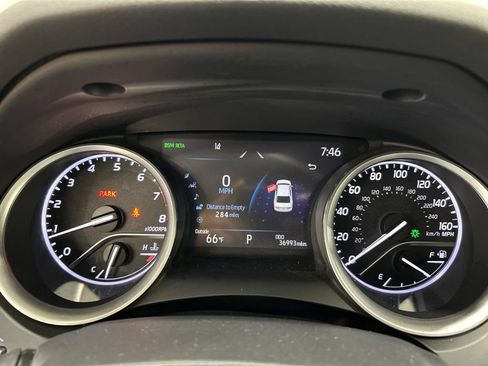 Used 2021 Toyota Camry XLE w/ Navigation Package FWD image 17