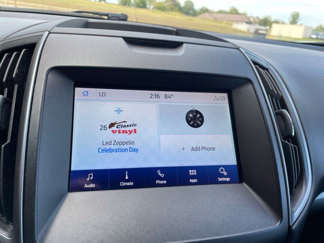 Used 2020 Ford Edge SE FWD image 32