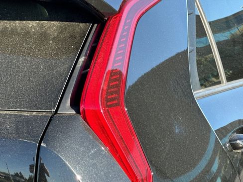 Certified 2025 Kia Niro EX w/ EX Cold Weather Package image 51