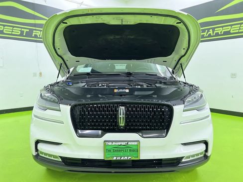 Used 2020 Lincoln Aviator Reserve w/ Equipment Group 201A AWD/4WD image 4