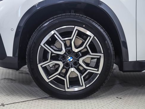 New 2026 BMW X1 xDrive28i w/ Convenience Package image 2