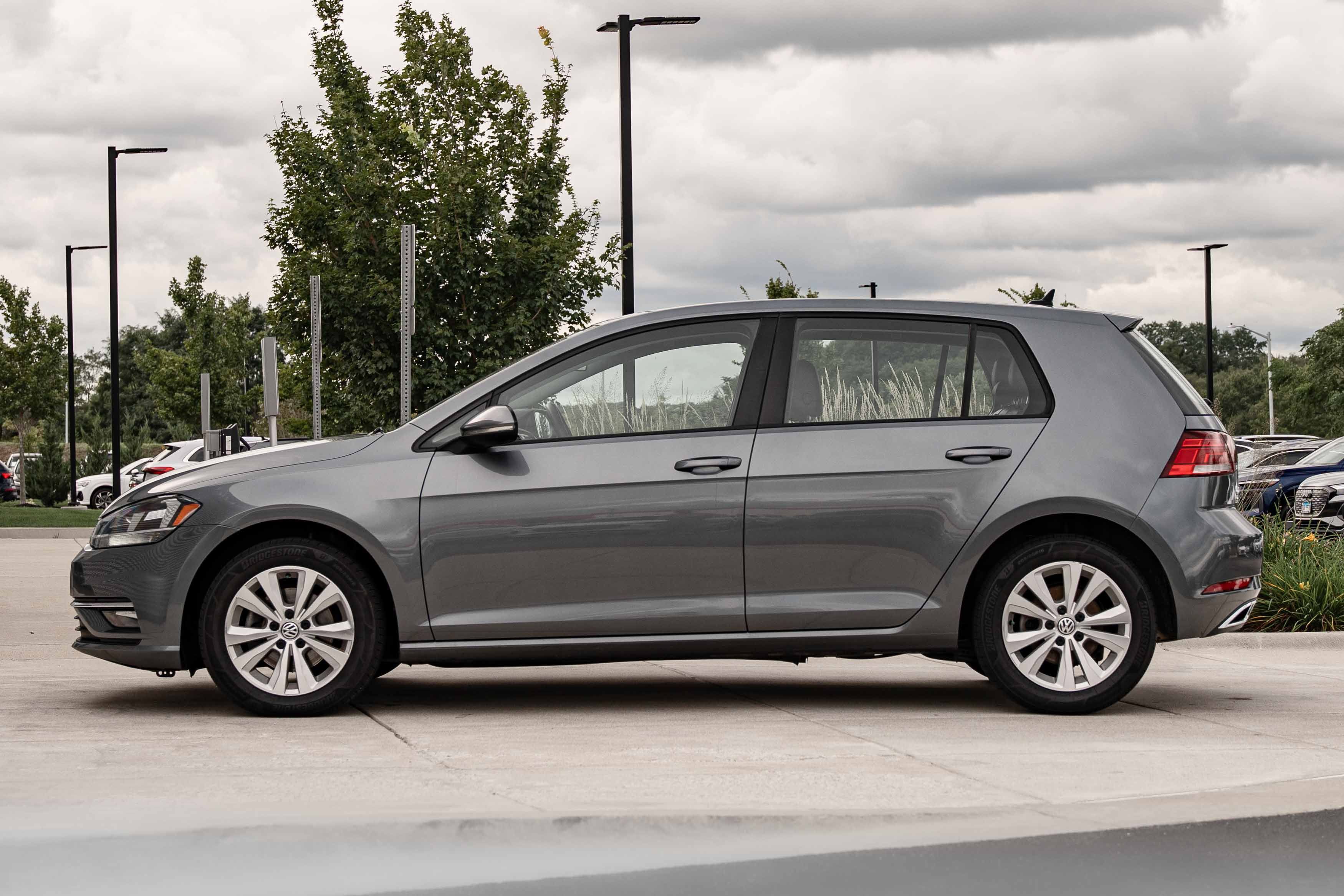 Used 2018 Volkswagen Golf SE FWD image 6
