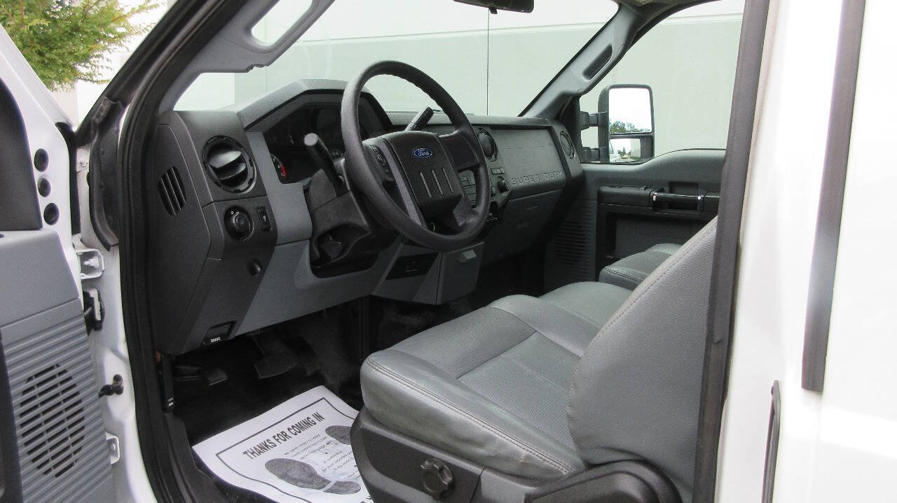 Used 2016 Ford F250 XL w/ XL Appearance Package AWD/4WD image 10