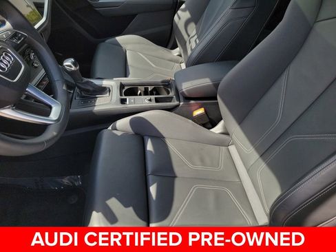 Certified 2025 Audi Q3 2.0T Premium w/ Convenience Package image 17