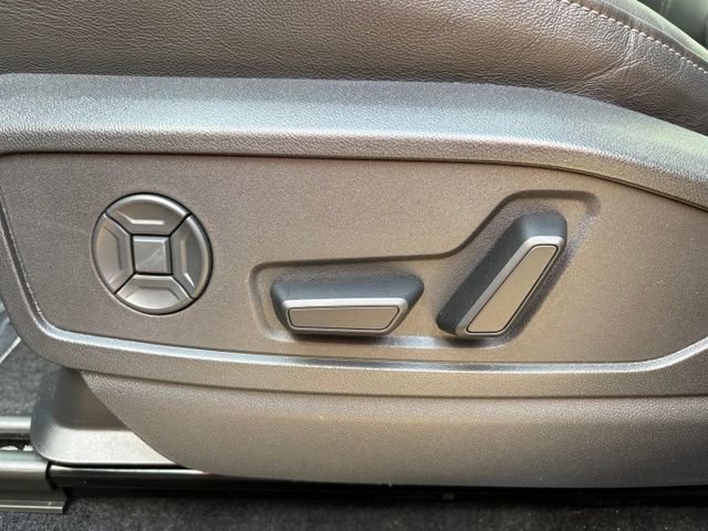 Certified 2025 Audi Q5 Premium w/ Premium Plus AWD/4WD image 10