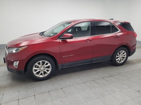 Used 2018 Chevrolet Equinox LT FWD image 2