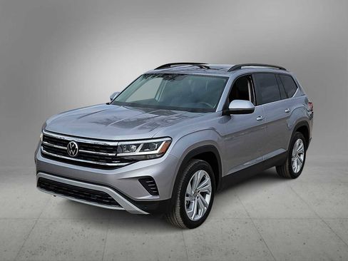 Used 2021 Volkswagen Atlas SE image 4