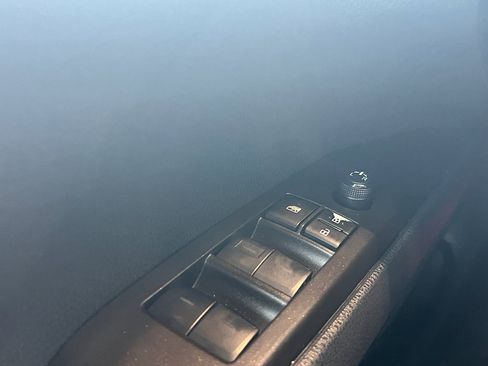 Used 2024 Toyota Camry SE image 21