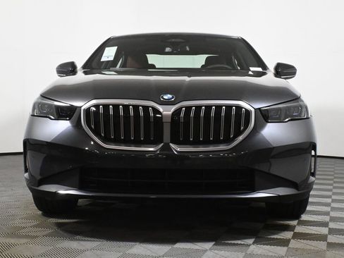 Used 2026 BMW 530i xDrive w/ Premium Package image 10