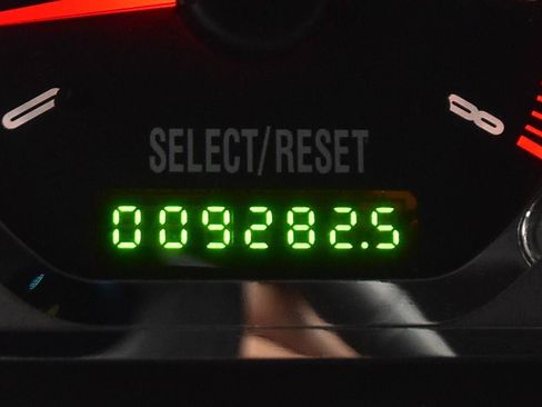 Used 2004 Ford Mustang Mach 1 RWD image 24