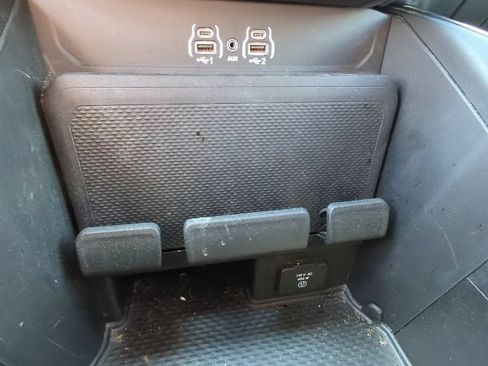 Used 2026 RAM 1500 Laramie AWD/4WD image 21