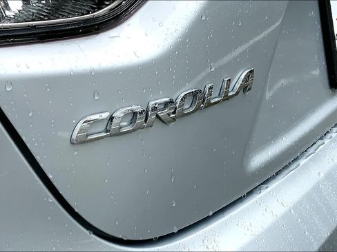 Certified 2021 Toyota Corolla LE FWD image 55