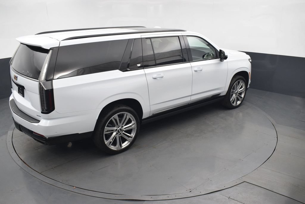 Certified 2026 Cadillac Escalade ESV Sport w/ Touring Package AWD/4WD image 44