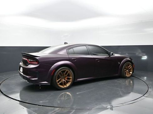 Used 2022 Dodge Charger SRT Hellcat w/ Harman/Kardon Audio Group RWD image 7