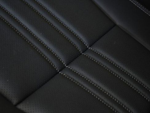 Used 2025 Honda HR-V EX-L image 19
