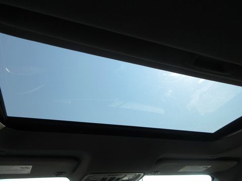 New 2026 GMC Sierra 1500 SLT w/ SLT Premium Plus Package image 17