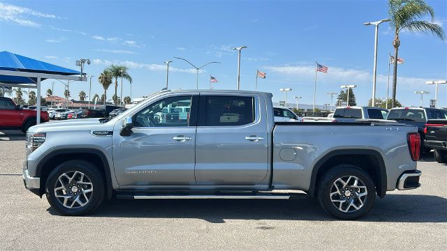 Used 2023 GMC Sierra 1500 SLT w/ SLT Premium Plus Package AWD/4WD image 7