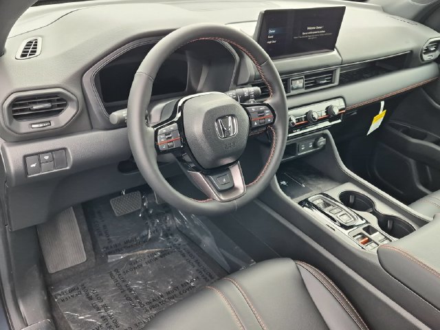 New 2026 Honda Pilot TrailSport image 10