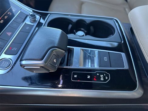 Used 2021 Audi Q7 3.0T Premium Plus image 27