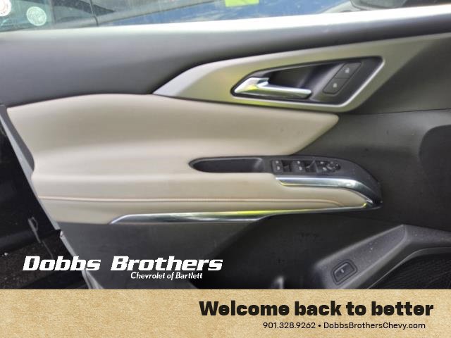 Used 2026 Chevrolet Traverse LT w/ Driver Confidence Package FWD image 6