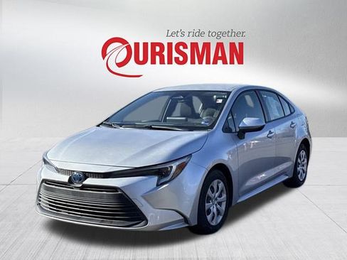 Used 2023 Toyota Corolla LE image 5