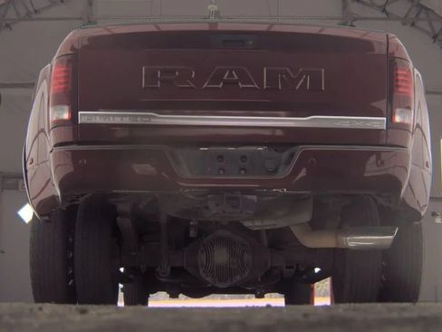 Used 2018 RAM 3500 Laramie Longhorn AWD/4WD image 7