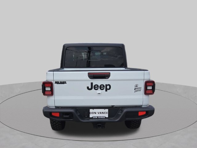 Used 2024 Jeep Gladiator Mojave AWD/4WD image 4