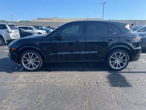 Used 2020 Porsche Cayenne AWD/4WD image 3