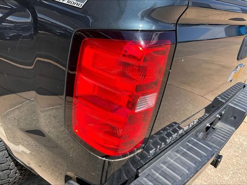 Used 2017 Chevrolet Silverado 1500 LT w/ All Star Edition image 27