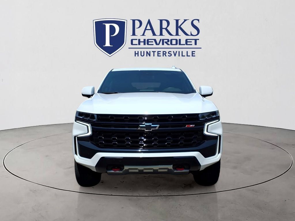 Certified 2023 Chevrolet Suburban Z71 w/ Luxury Package AWD/4WD image 2