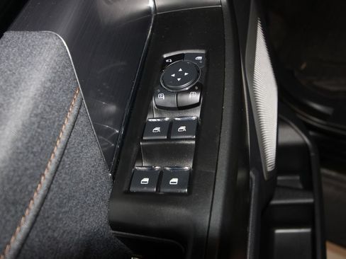 Used 2023 Ford F150 Raptor AWD/4WD image 6