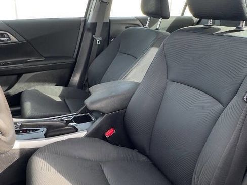 Used 2014 Honda Accord LX image 10