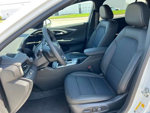 New 2026 Buick Envista Sport Touring w/ Convenience I Package FWD image 3