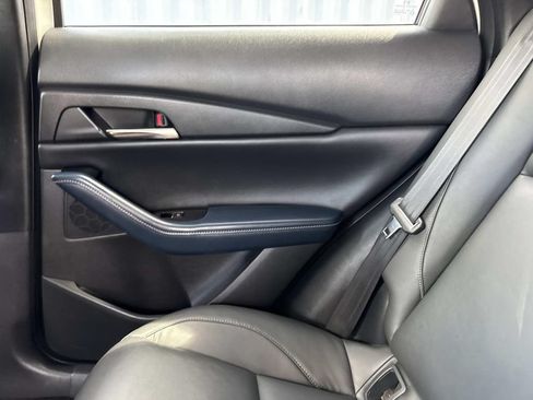 Used 2021 MAZDA CX-30 FWD 2.5 S w/ Preferred Package image 18