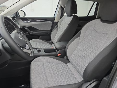 New 2026 Volkswagen Tiguan S image 14