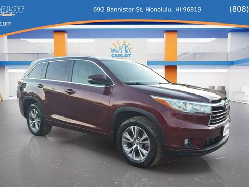 Used 2015 Toyota Highlander XLE FWD image 7