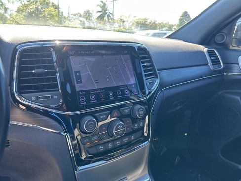 Used 2020 Jeep Grand Cherokee Limited w/ Premium Lighting Group image 12