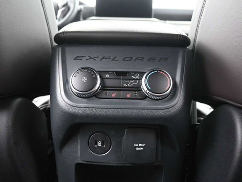 New 2026 Ford Explorer Platinum image 15