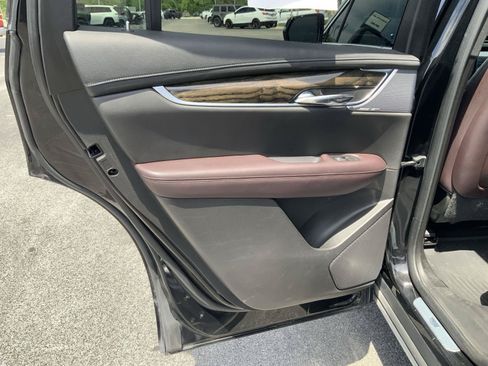Used 2021 Cadillac XT6 Premium Luxury AWD/4WD image 56
