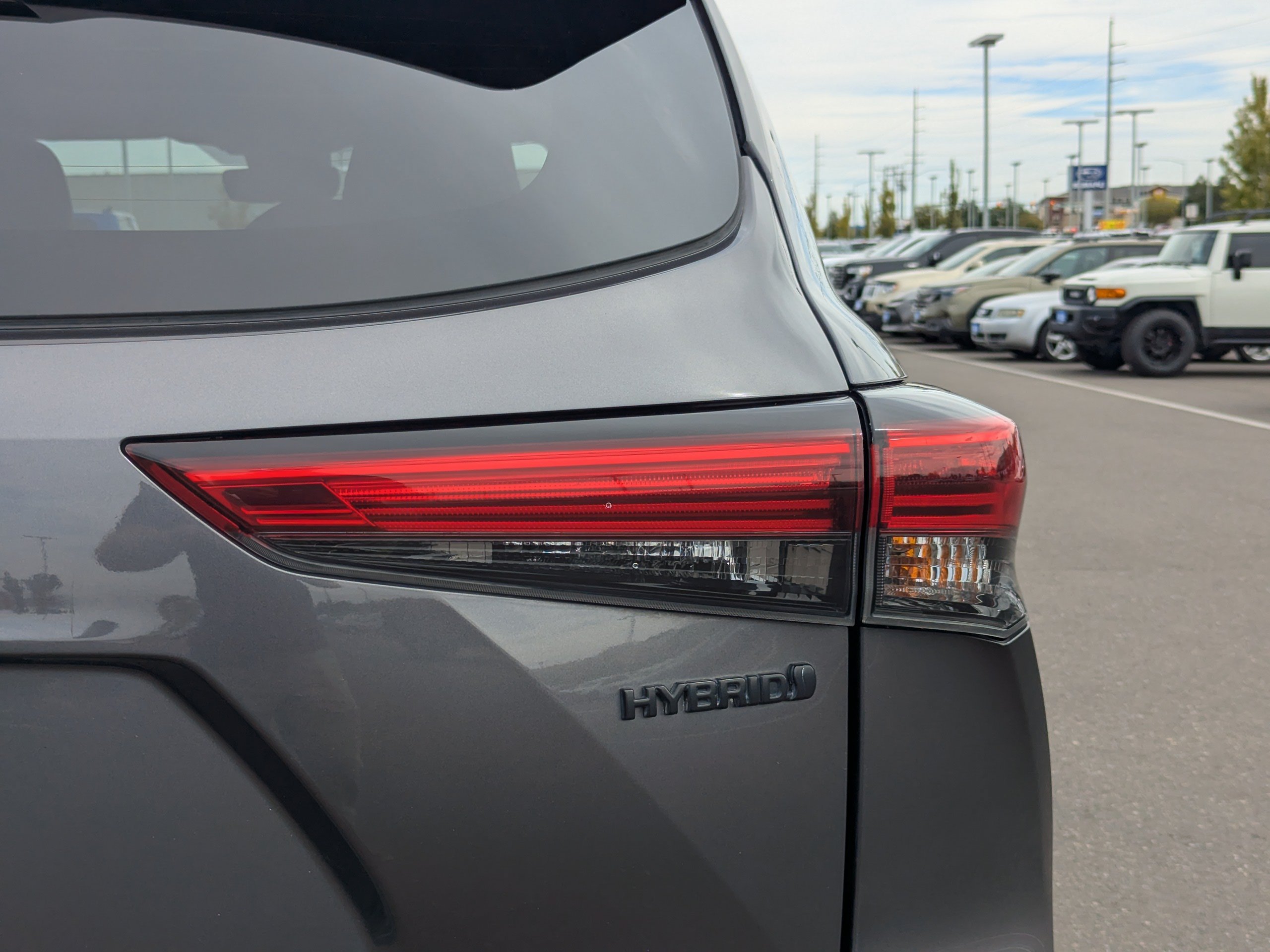 Used 2023 Toyota Highlander Limited AWD/4WD image 45