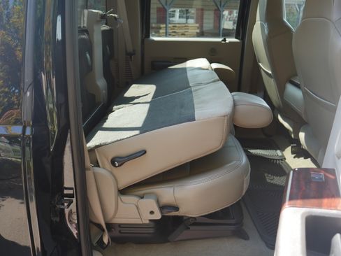Used 2008 Ford F450 Lariat AWD/4WD image 28