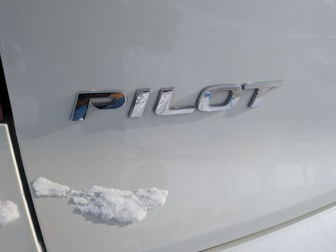 Used 2016 Honda Pilot Elite image 31